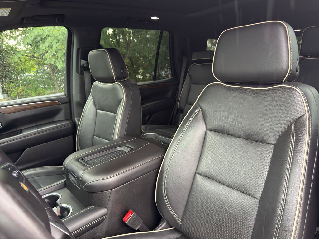 Used 2021 Chevrolet Tahoe Premier w/ Premium Package AWD/4WD image 21