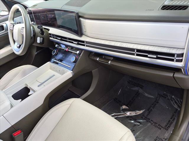 Used 2025 Hyundai Santa Fe Calligraphy AWD/4WD image 21