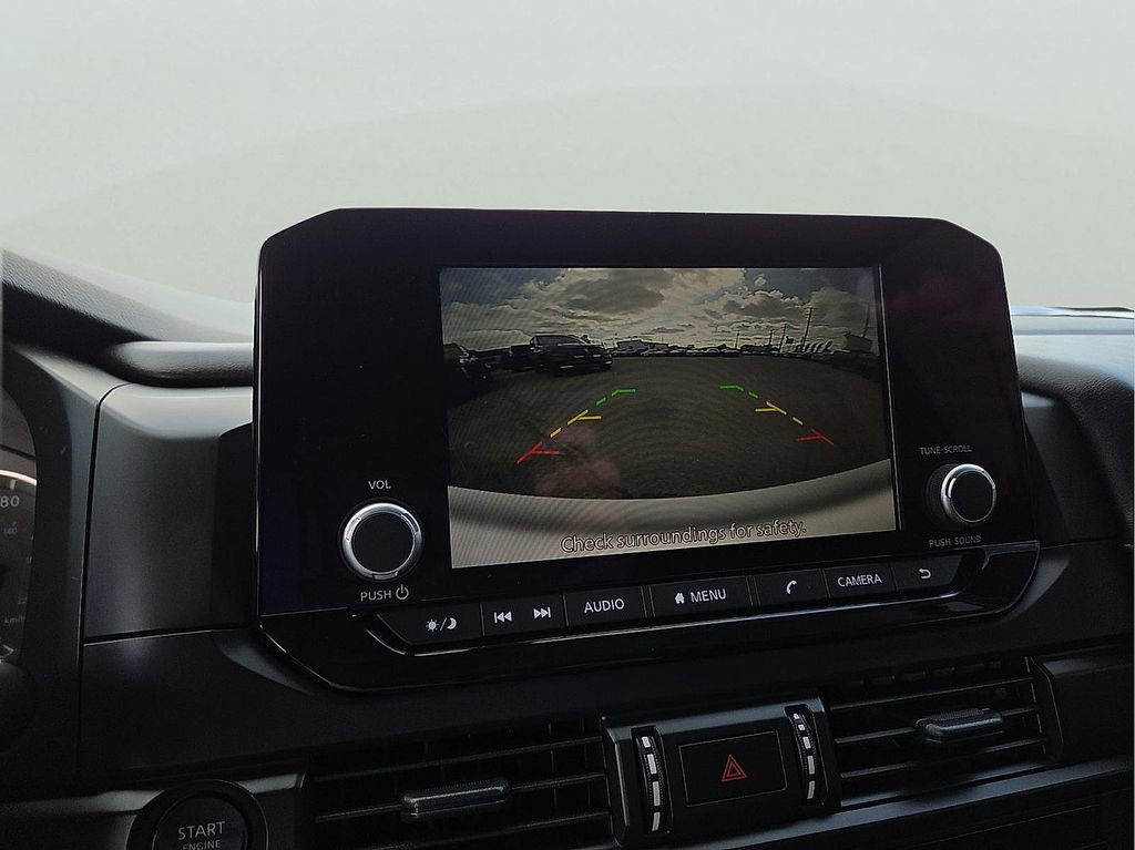 Used 2025 Nissan Pathfinder S image 19