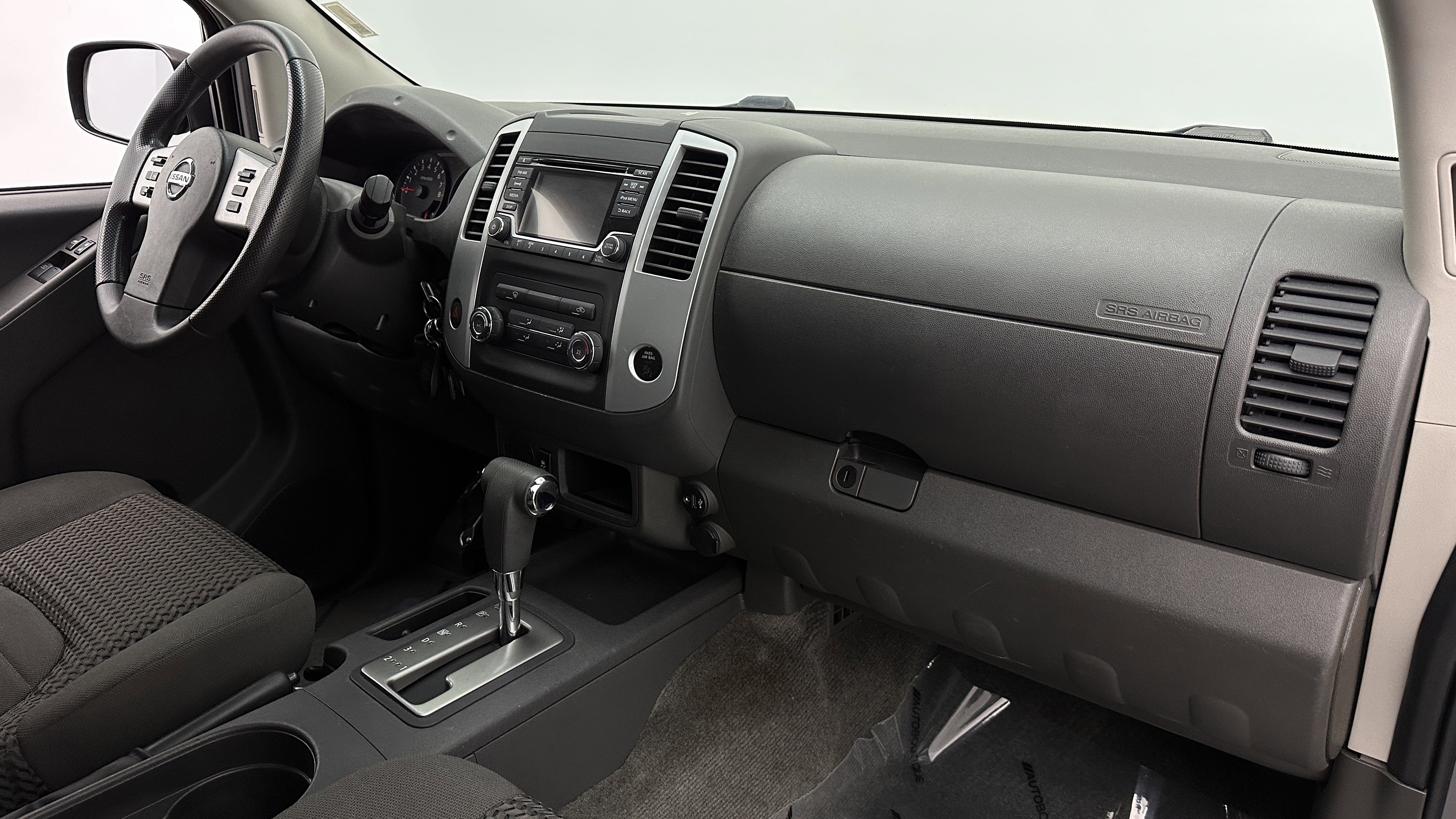 Used 2017 Nissan Frontier SV RWD image 24