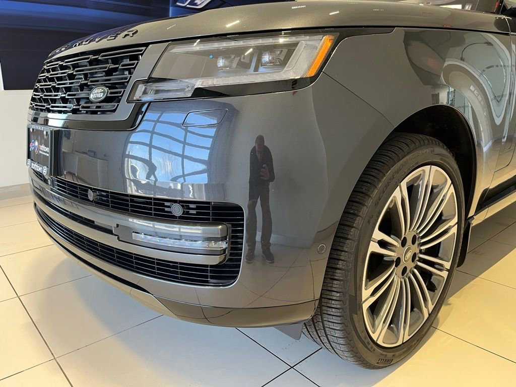 Used 2023 Land Rover Range Rover SE AWD/4WD image 14