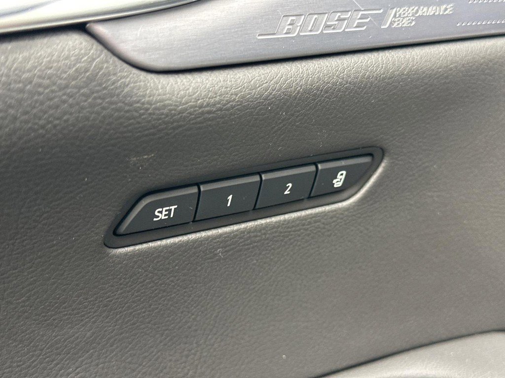 Certified 2024 Cadillac XT6 Premium Luxury image 22