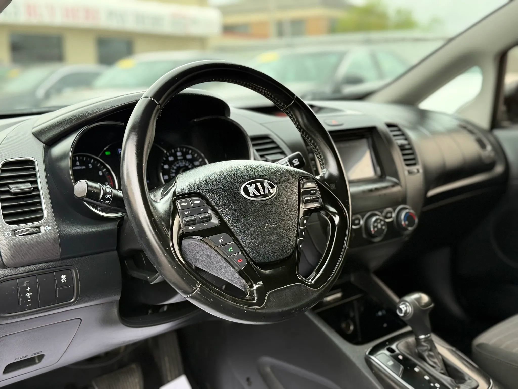 Used 2018 Kia Forte S image 11