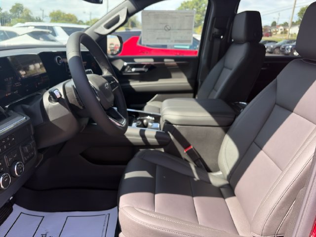 New 2026 Chevrolet Suburban Z71 w/ Comfort Package AWD/4WD image 9