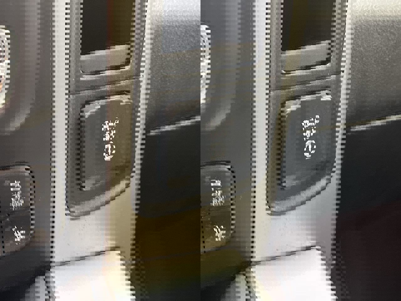 Used 2018 RAM 1500 Big Horn image 22