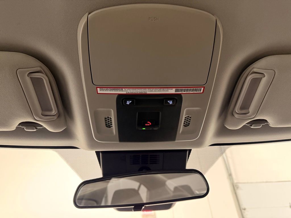 Used 2025 Toyota Camry LE image 18