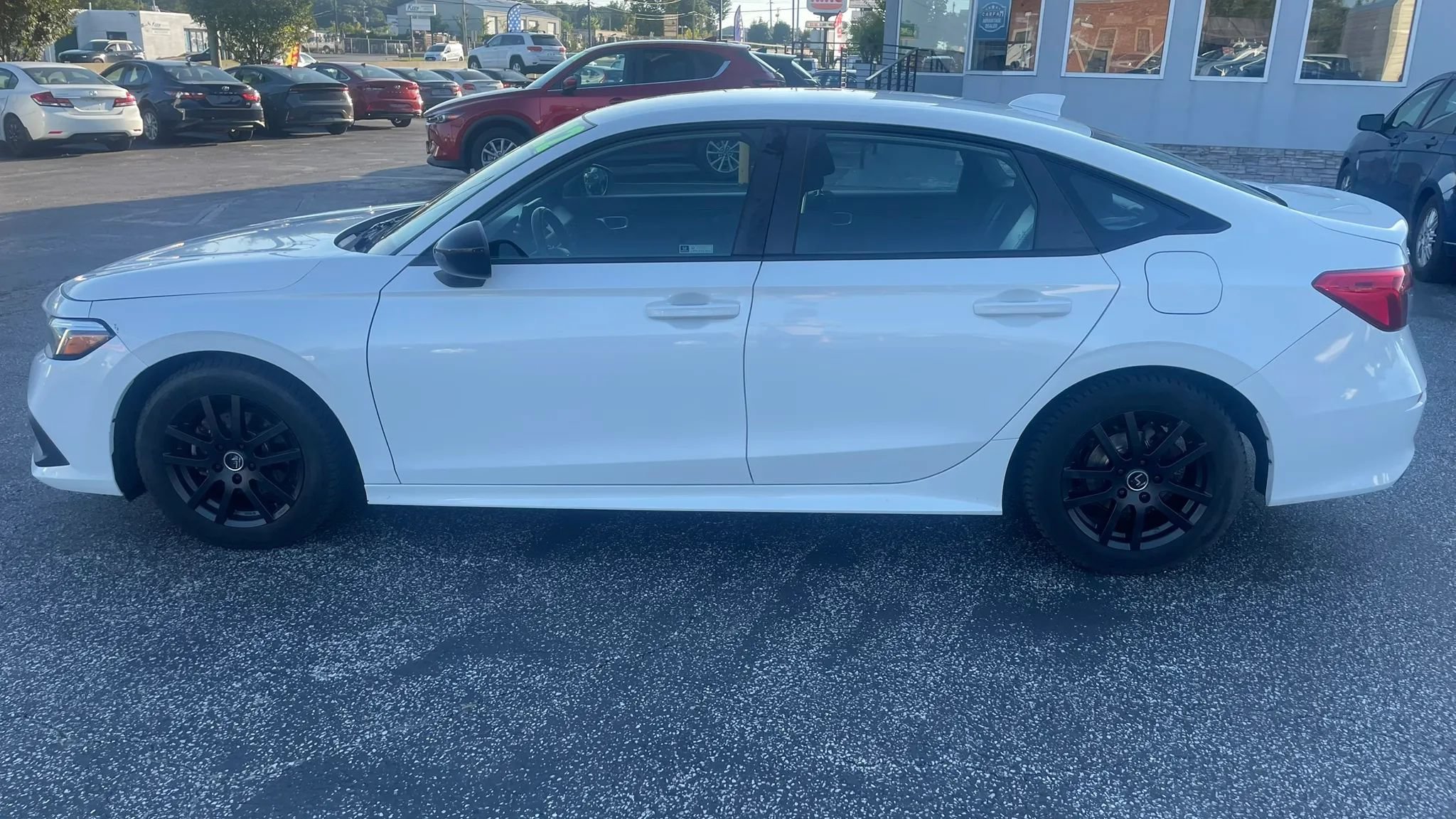 Used 2022 Honda Civic Sport image 8