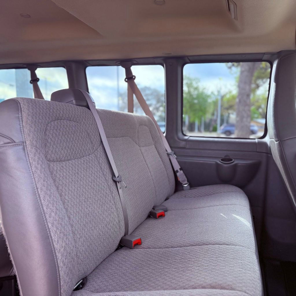 Used 2025 Chevrolet Express 3500 LT w/ LT Preferred Equipment Group image 25