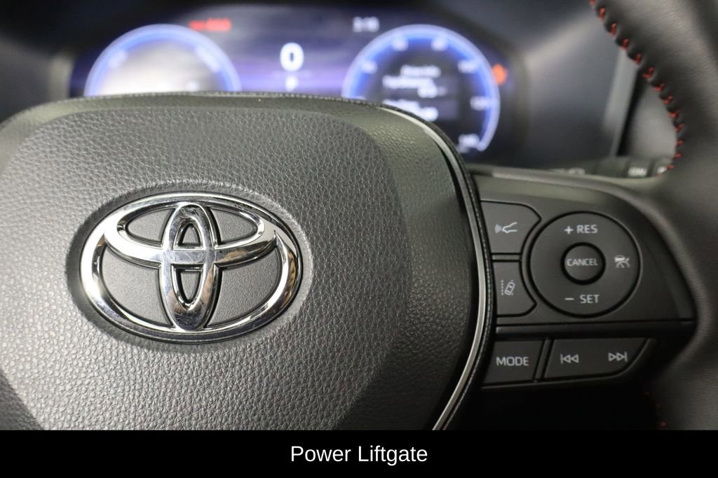 Used 2025 Toyota RAV4 XSE w/ Weather Package AWD/4WD image 10