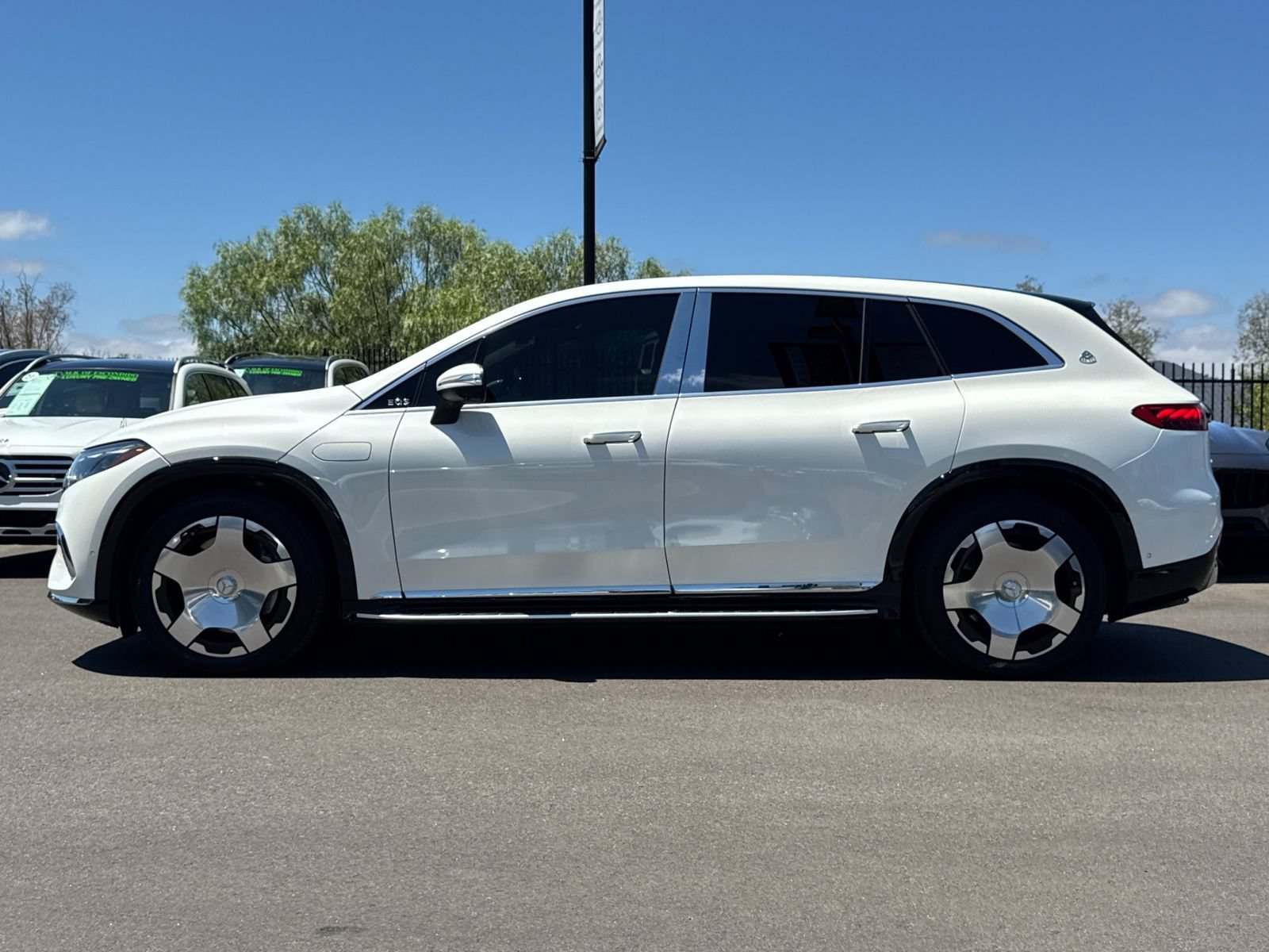 Used 2024 Mercedes-Benz Maybach EQS 680 4MATIC image 7