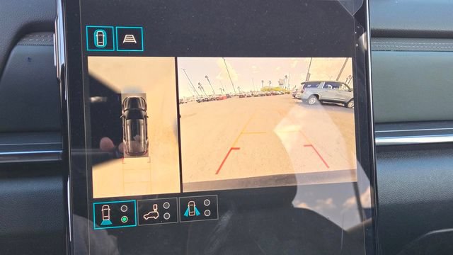 New 2026 GMC Terrain AT4 w/ Technology Package II AWD/4WD image 8
