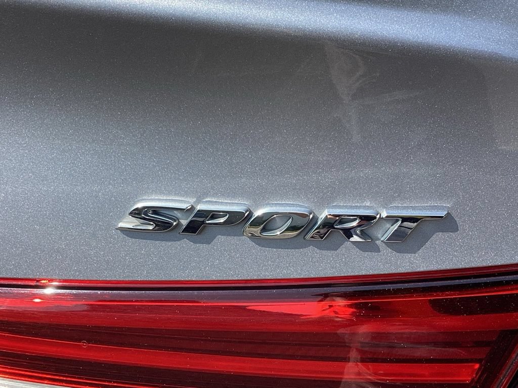 Used 2023 Honda Civic Sport image 16