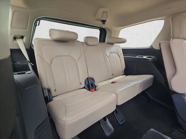 Used 2024 Ford Expedition Limited RWD image 19