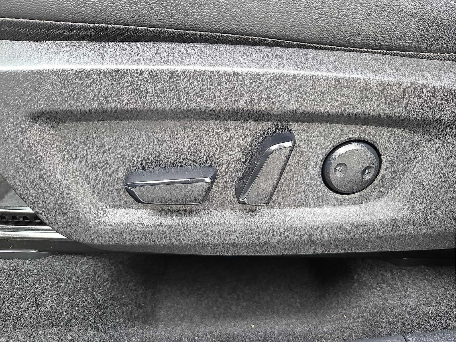 Used 2025 Nissan Murano SL AWD/4WD image 15