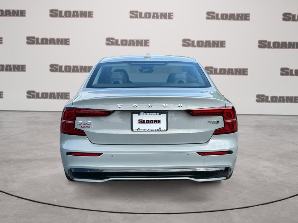 Used 2024 Volvo S60 B5 Core w/ Climate Package AWD/4WD image 4