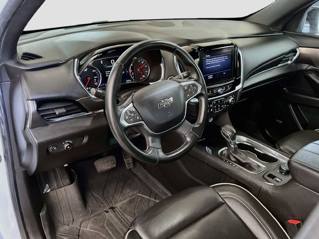 Used 2023 Chevrolet Traverse Premier w/ Redline Edition AWD/4WD image 9