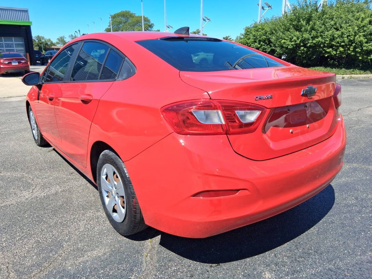 Used 2017 Chevrolet Cruze LS FWD image 6