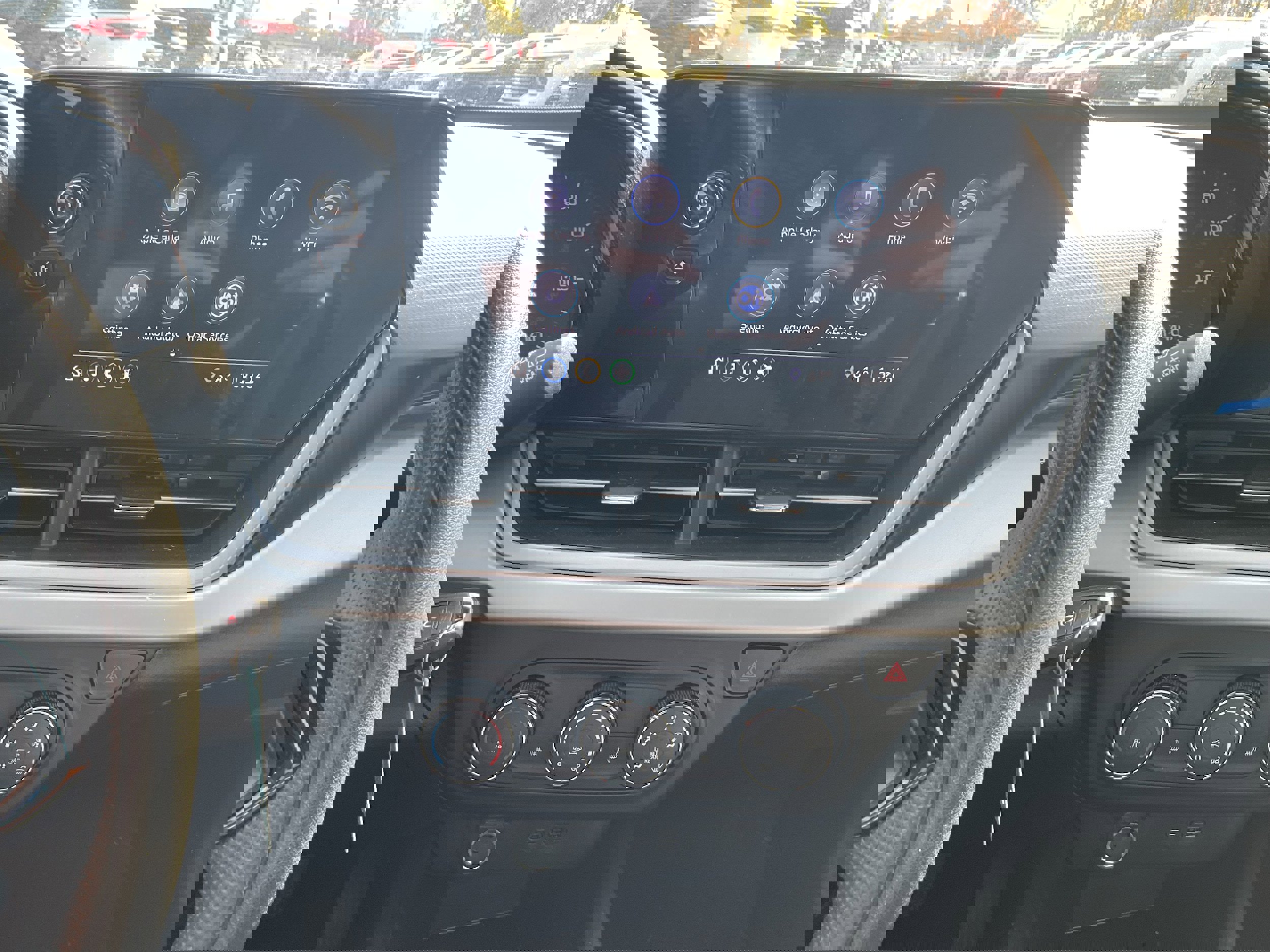 Used 2024 Chevrolet Trax LS w/ LS Convenience Package image 7