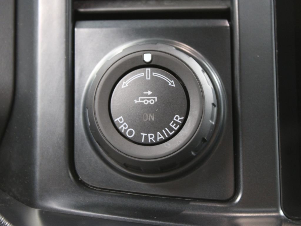 Used 2025 Ford F450 Platinum AWD/4WD image 70