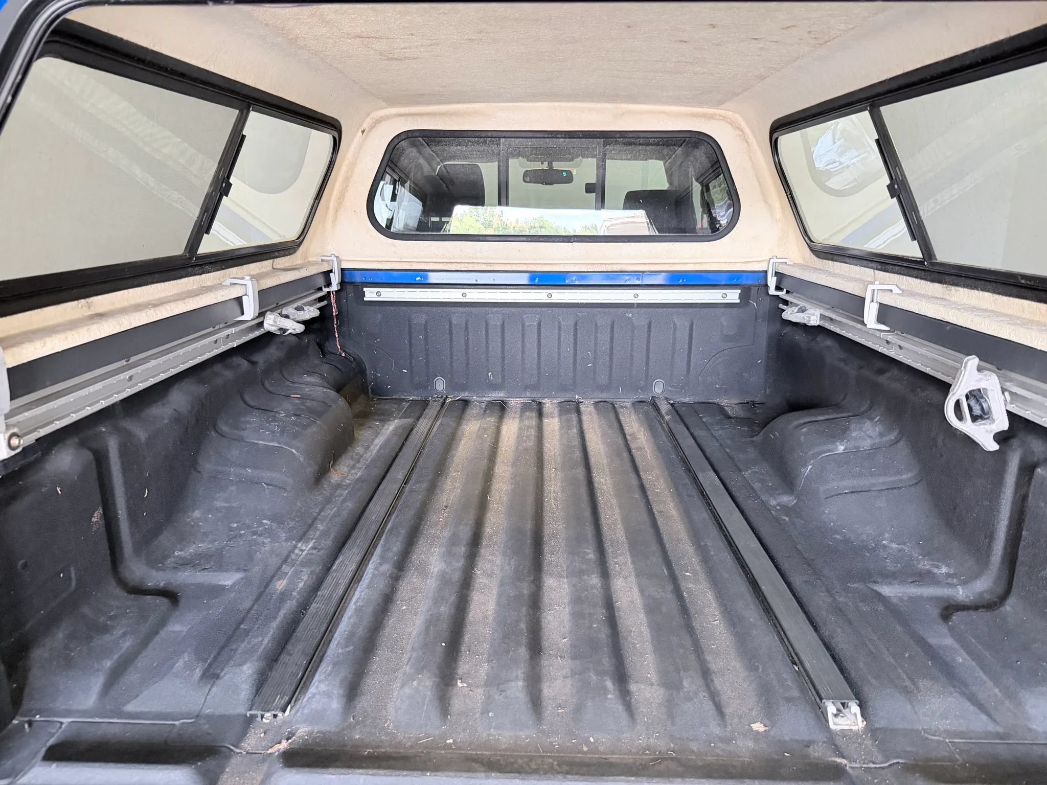 Used 2013 Nissan Frontier PRO-4X AWD/4WD image 41
