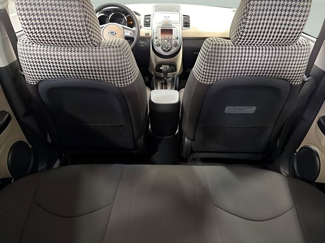 Used 2010 Kia Soul ! FWD image 32