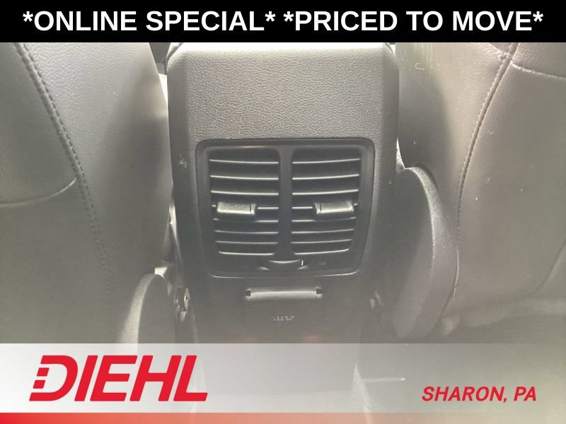 Used 2017 Ford Escape Titanium AWD/4WD image 20