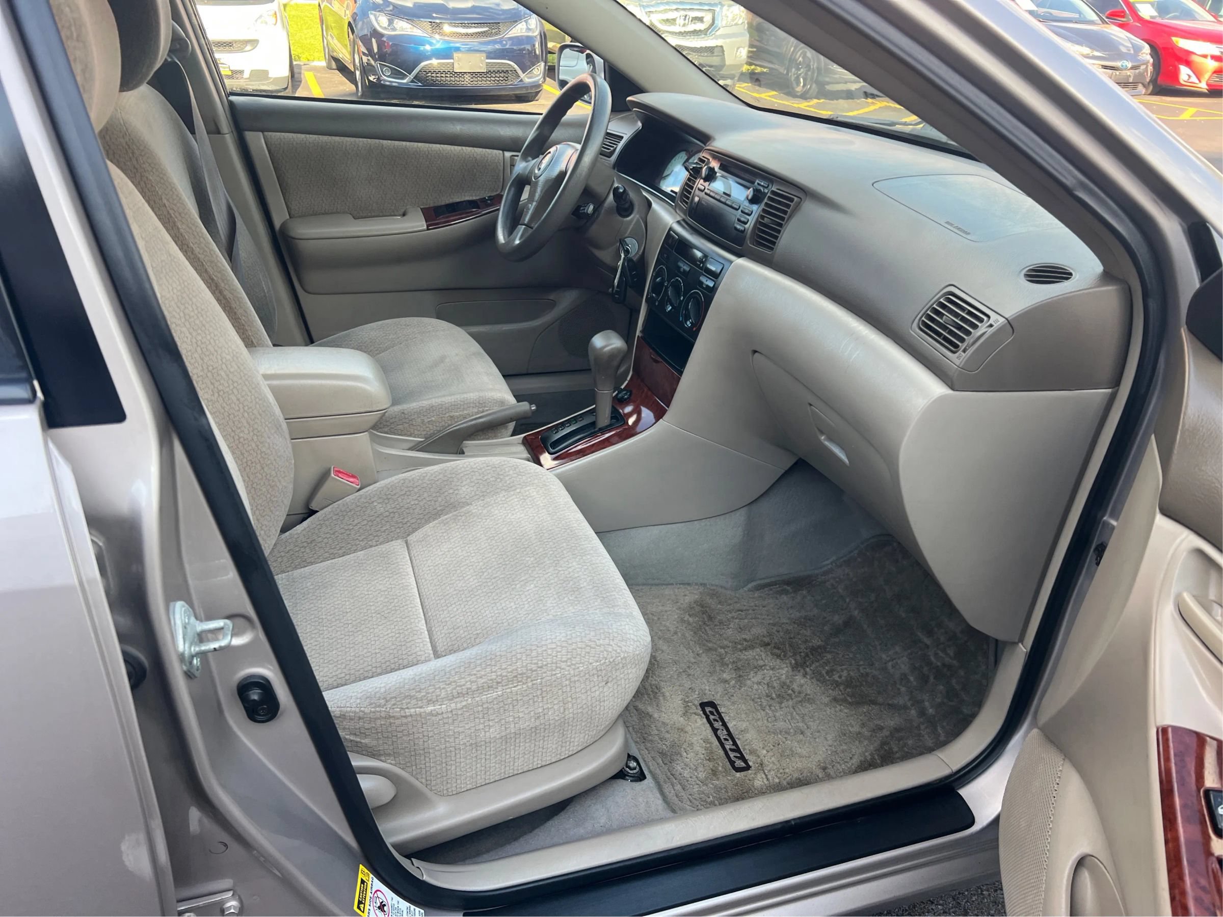 Used 2003 Toyota Corolla LE FWD image 24
