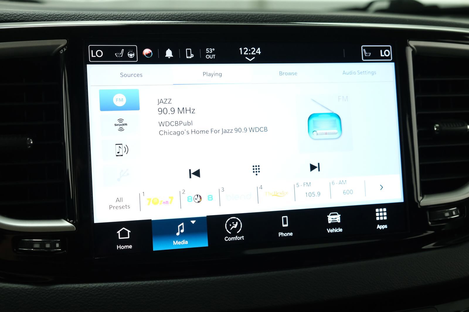 Used 2022 Chrysler Pacifica Touring-L FWD image 17