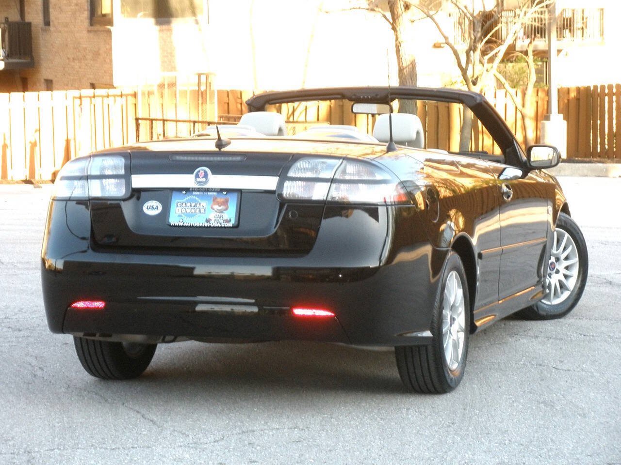 Used 2009 Saab 9-3 2.0T w/ Cold Weather Package FWD image 20