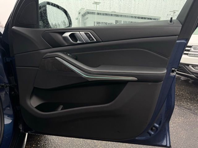 Used 2023 BMW X5 xDrive45e w/ Executive Package image 17