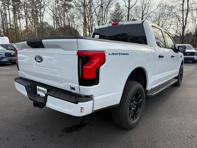 Used 2025 Ford F150 Lightning XLT AWD/4WD image 5