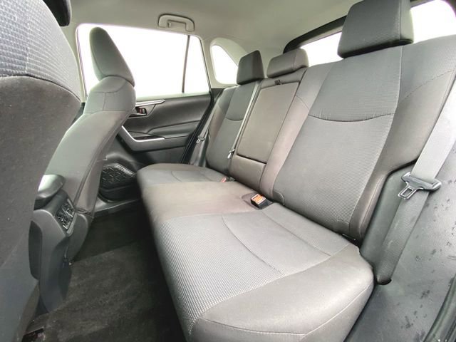 Used 2024 Toyota RAV4 LE image 22