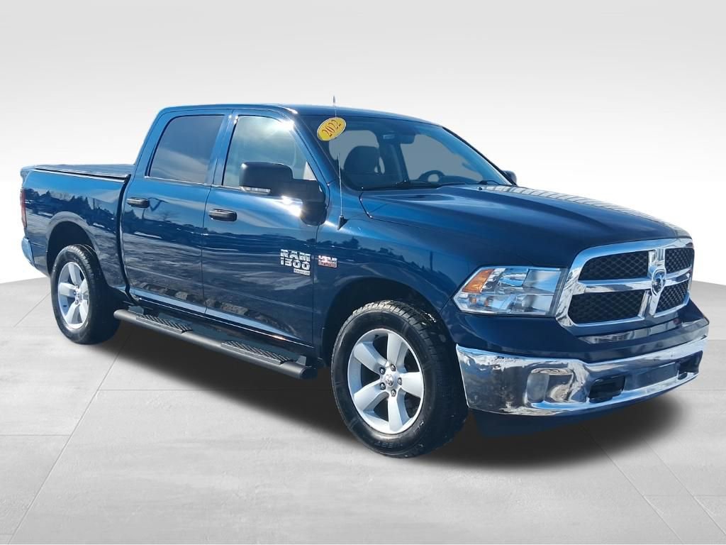 Used 2022 RAM 1500 Classic SLT w/ Electronics Group image 5