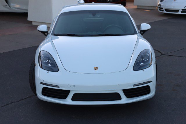 Used 2019 Porsche 718 Cayman RWD image 8