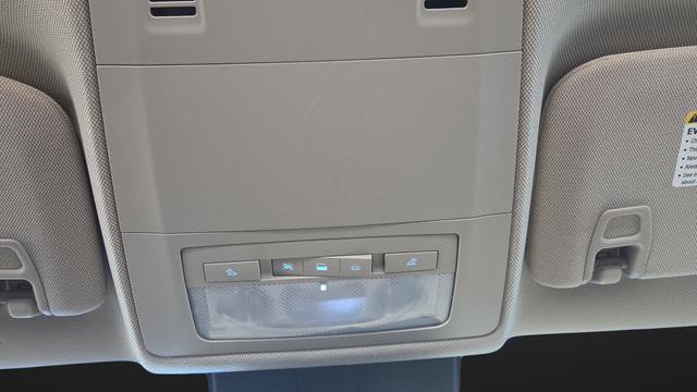 Used 2012 Buick Verano Leather FWD image 31