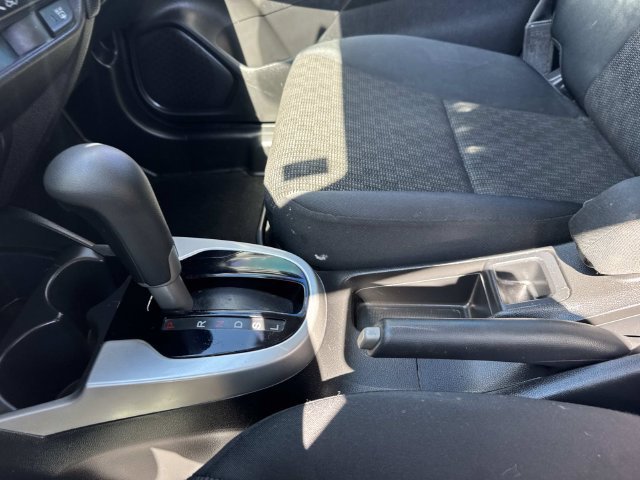 Used 2016 Honda Fit LX image 27