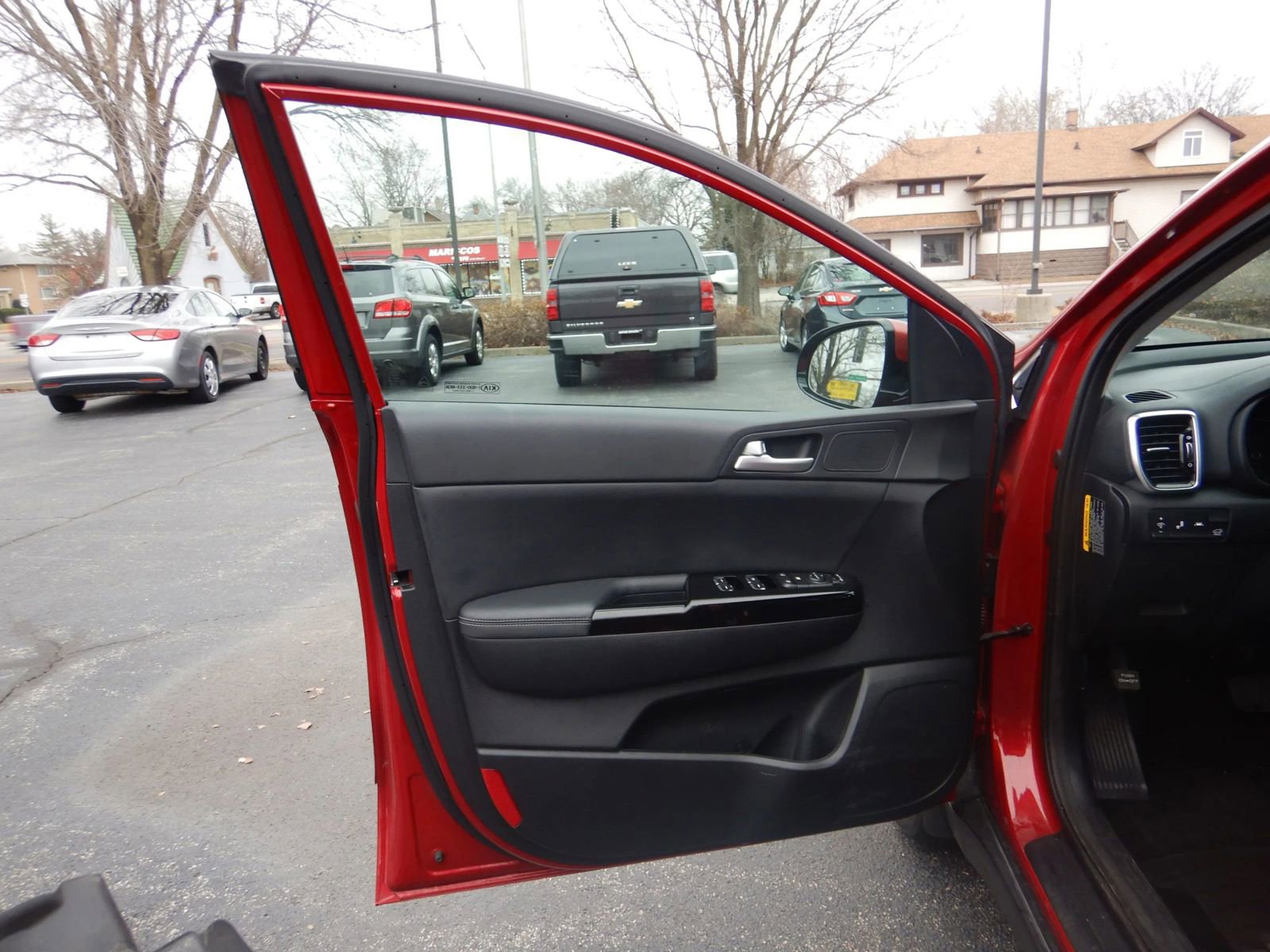 Used 2020 Kia Sportage EX FWD image 10