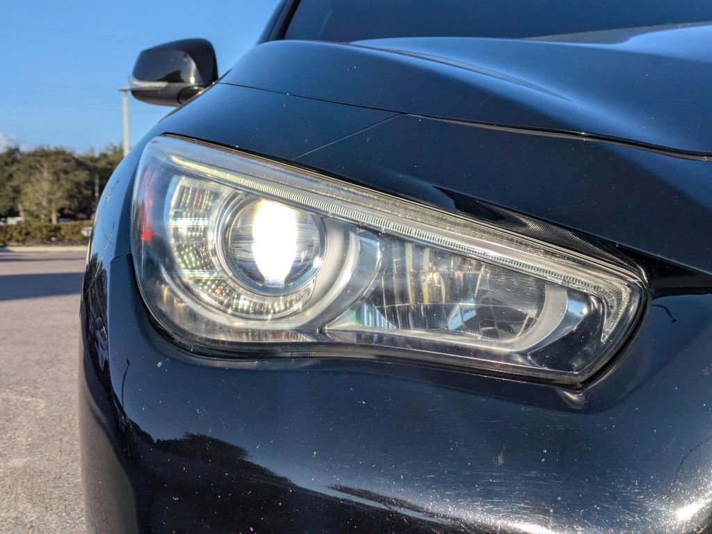 Used 2018 INFINITI Q50 Luxe w/ Cargo Package (L95) image 8