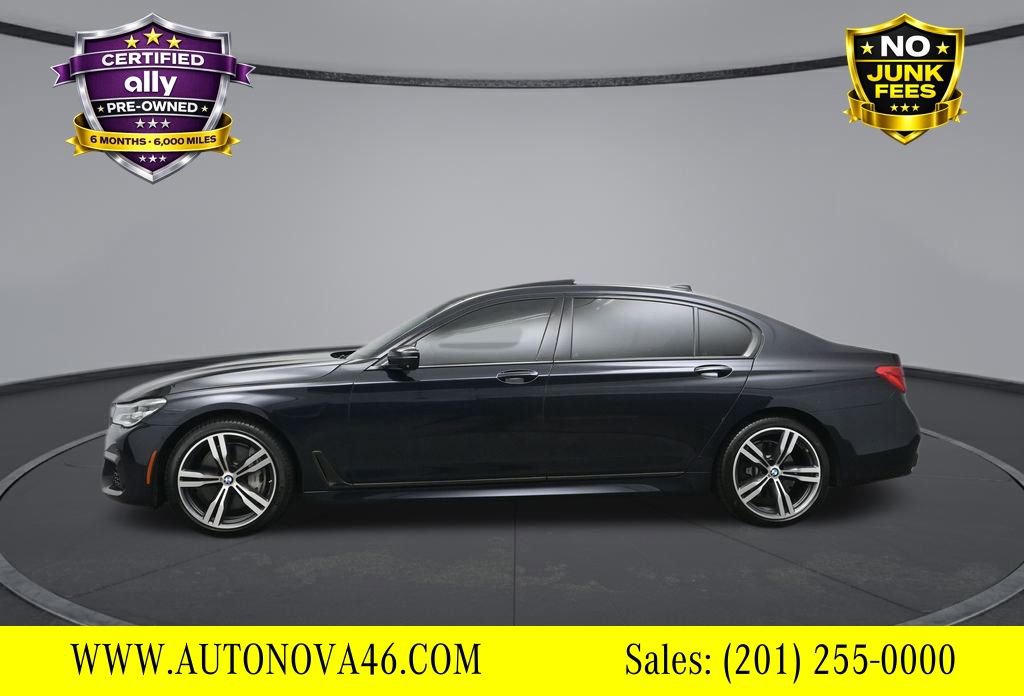 Used 2019 BMW 750i image 3