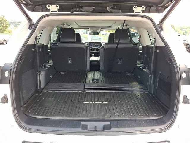 Used 2020 Toyota Highlander Platinum AWD/4WD image 28