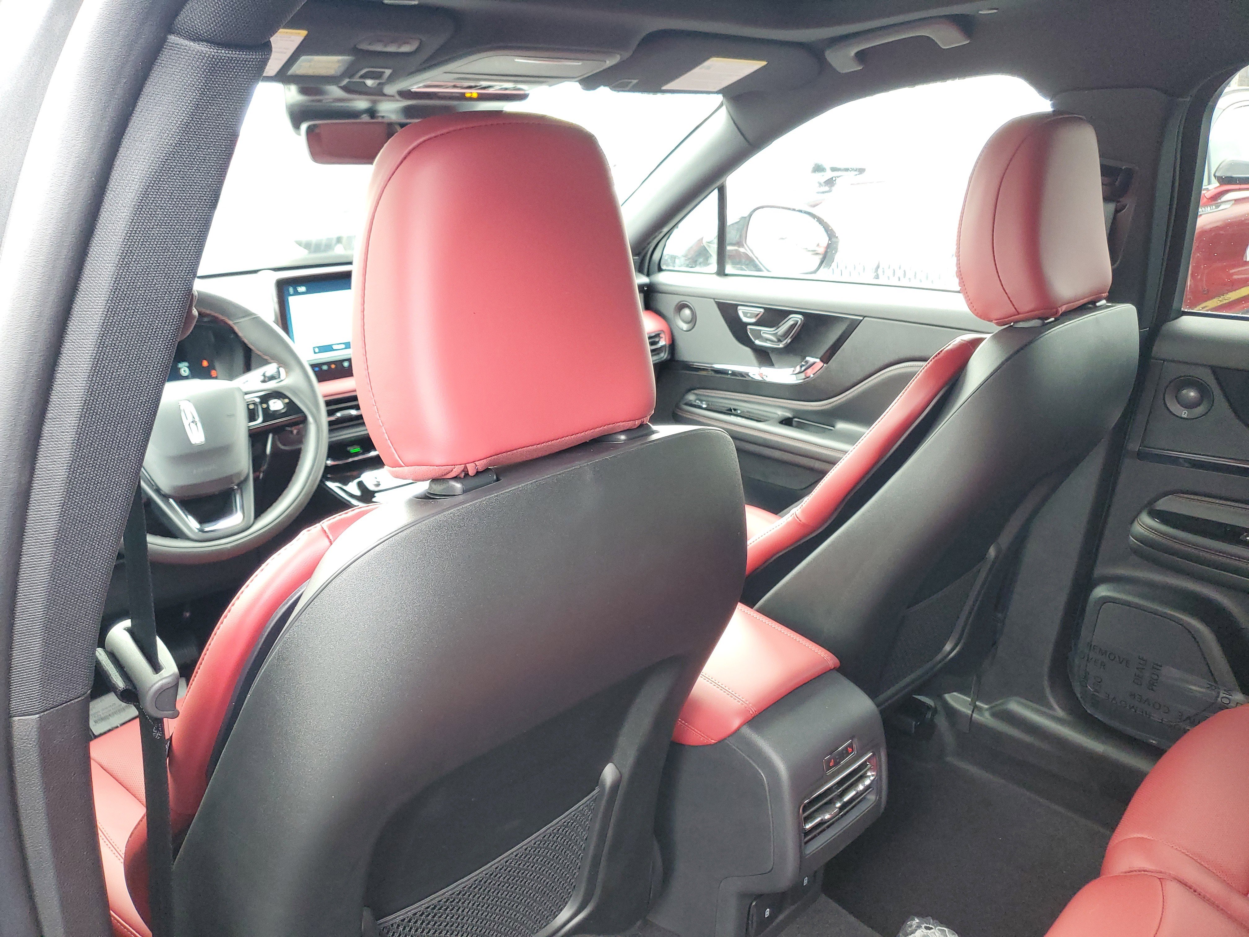 New 2025 Lincoln Corsair Reserve w/ Equipment Group 202A image 26