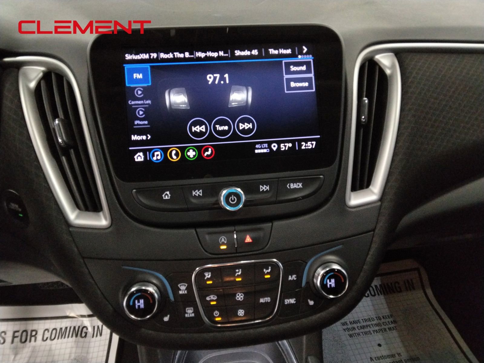 Used 2022 Chevrolet Malibu LT FWD image 19