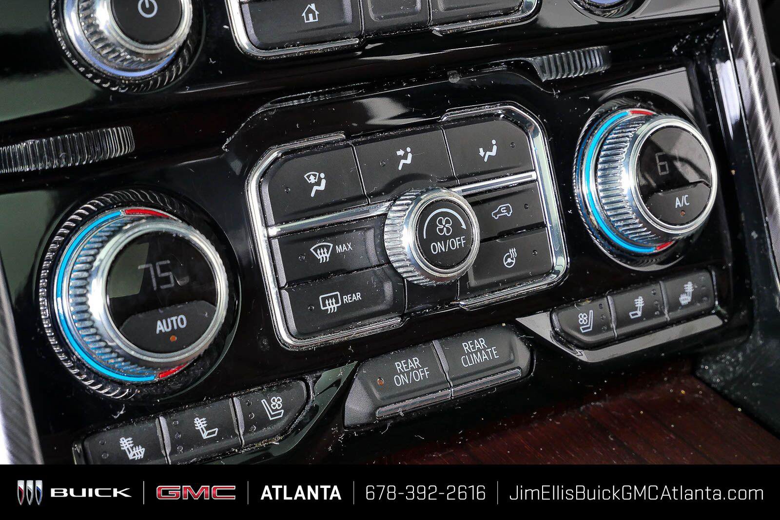 Certified 2023 GMC Yukon Denali Ultimate w/ LPO, Floor Liner Package AWD/4WD image 17