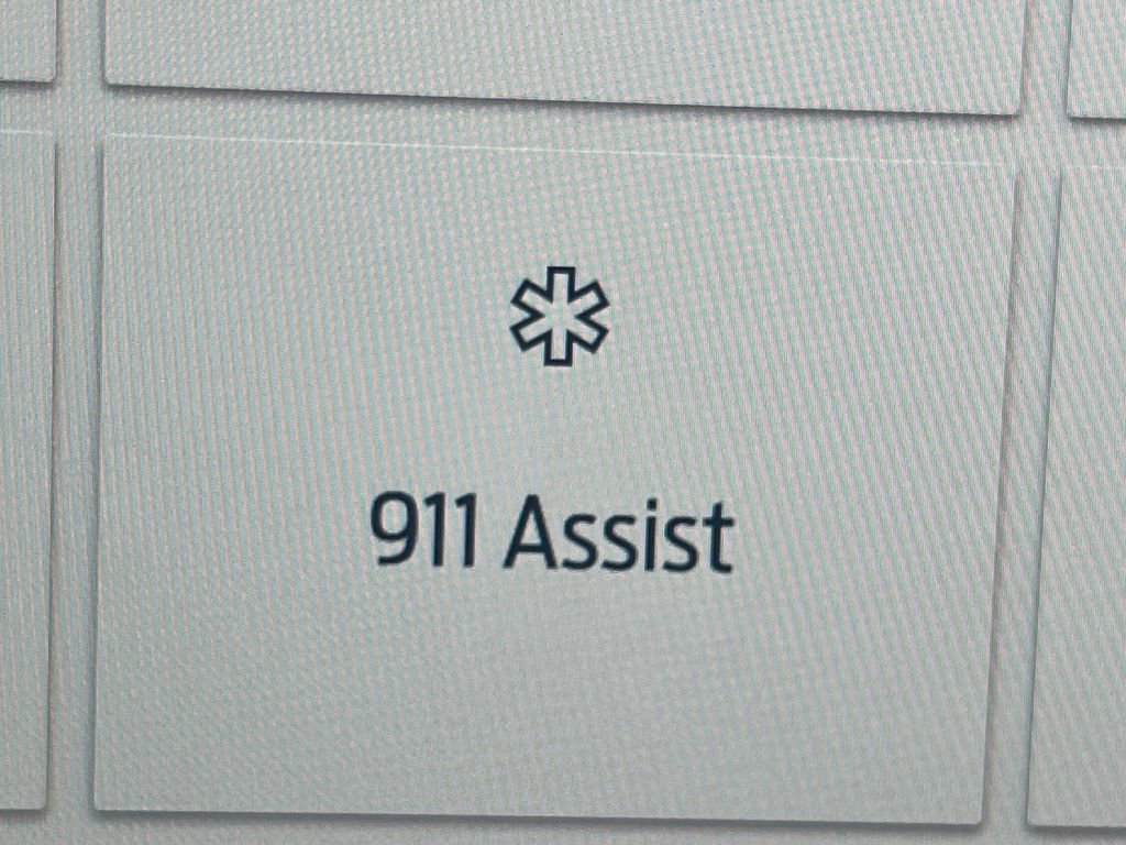 New 2025 Ford Maverick Lariat image 27