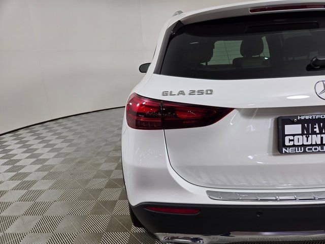 Certified 2025 Mercedes-Benz GLA 250 GLA 250 image 8