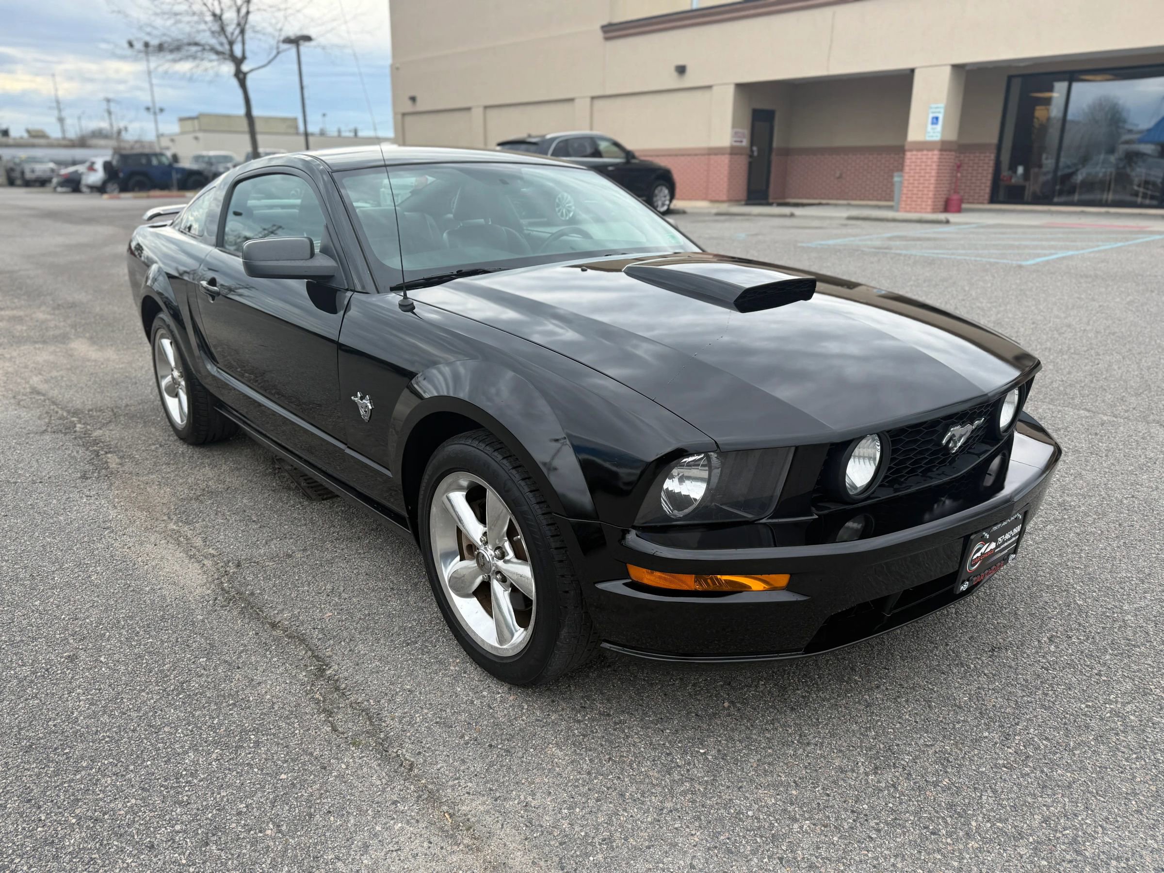 Used 2009 Ford Mustang GT Premium image 6