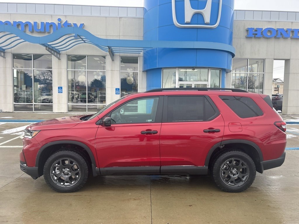 New 2025 Honda Pilot TrailSport image 10