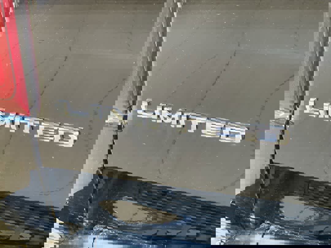 Used 2020 RAM 1500 Limited w/ Body-Colour Bumper Group image 11