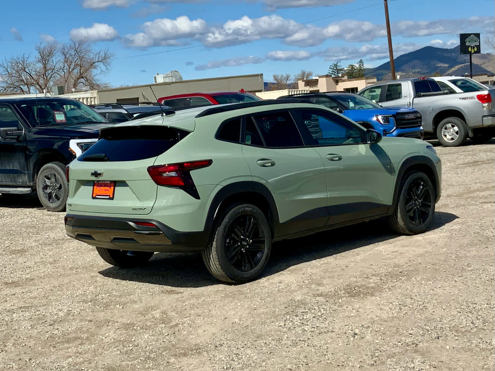 New 2026 Chevrolet Trax ACTIV FWD image 5