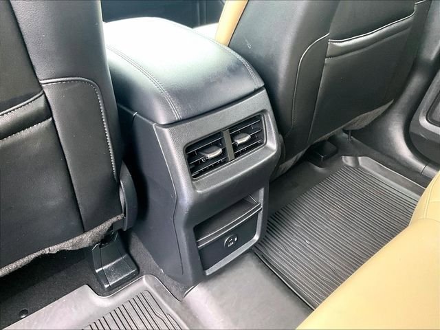 Used 2021 Ford Edge SEL w/ Cargo Accessory Package AWD/4WD image 28
